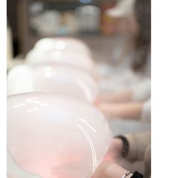 Hand capsule machine.