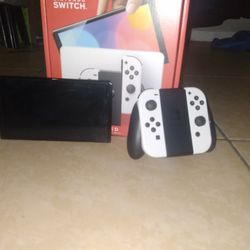 Nintendo Switch White And Black