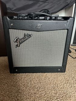 Fender Mustang I Guitar Amp