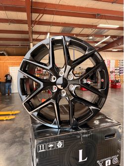 22s wheels tires new gloss black with tires 6lug Chevy