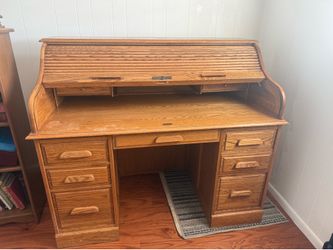 Roll top desk