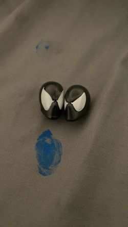 Symbiote spider man heads