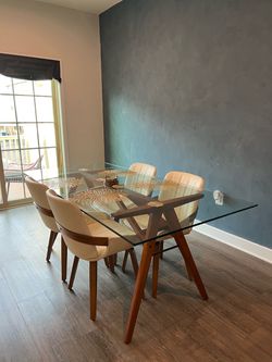 Mid-Century Retro Dinner Table w/ Wooden Chairs