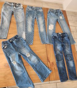 Girls Size 5 (Toddler) Gap Jeans  - 5 Pairs