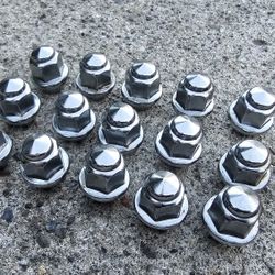 Lug Nuts 
