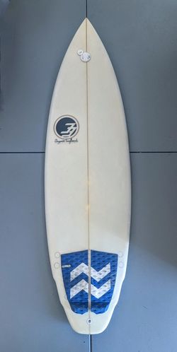 Degree 33 5'10 Surfboard