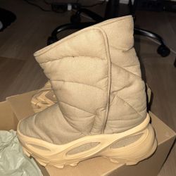 Yeezy Nsltd Boots