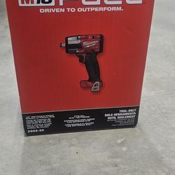 Milwaukee M18 FUEL 1/2 in. Cordless Brushless Impact Wrench Tool Only