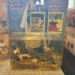 Baseball Collectibles 