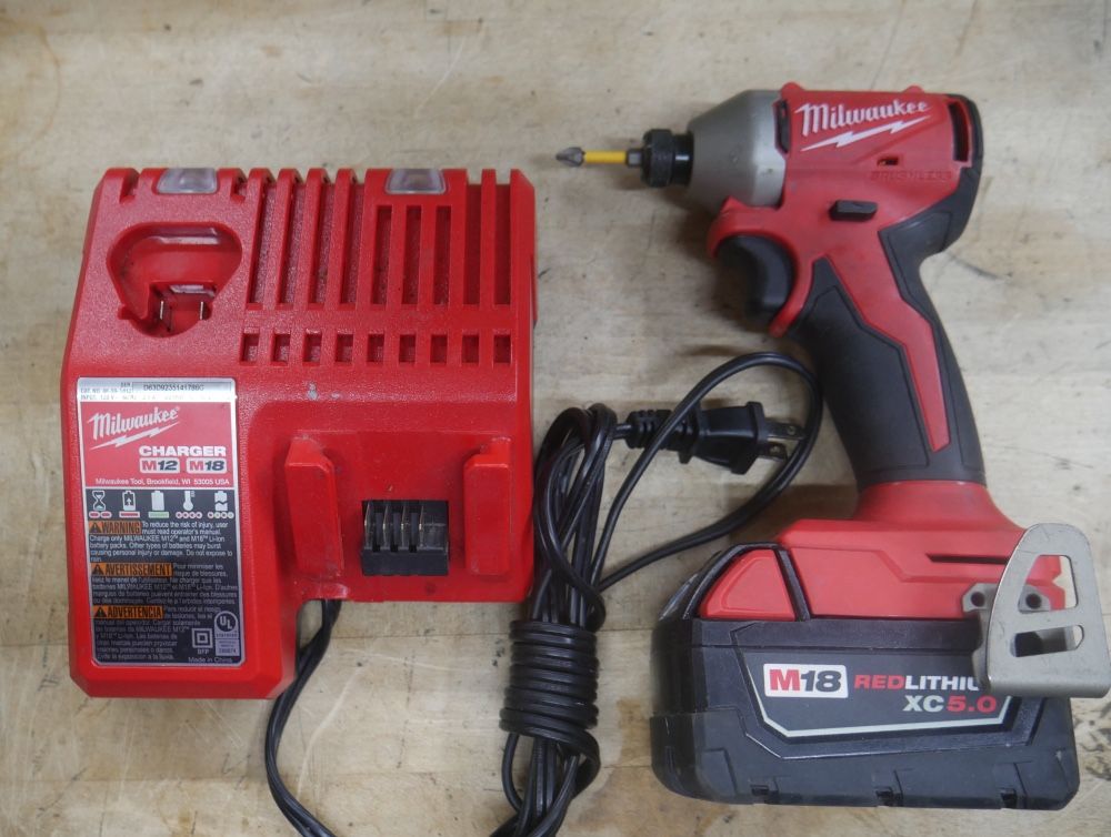 Milwaukee Impact Driver 3651-20 w 5.0 AH BATTERY AND CHARGER 888206-1