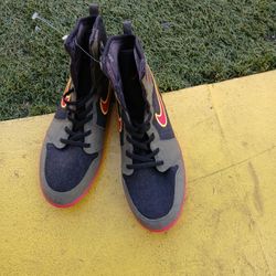 Synthetic and textile high-top athletic shoes, Nike Air Jordan Skinny High GS