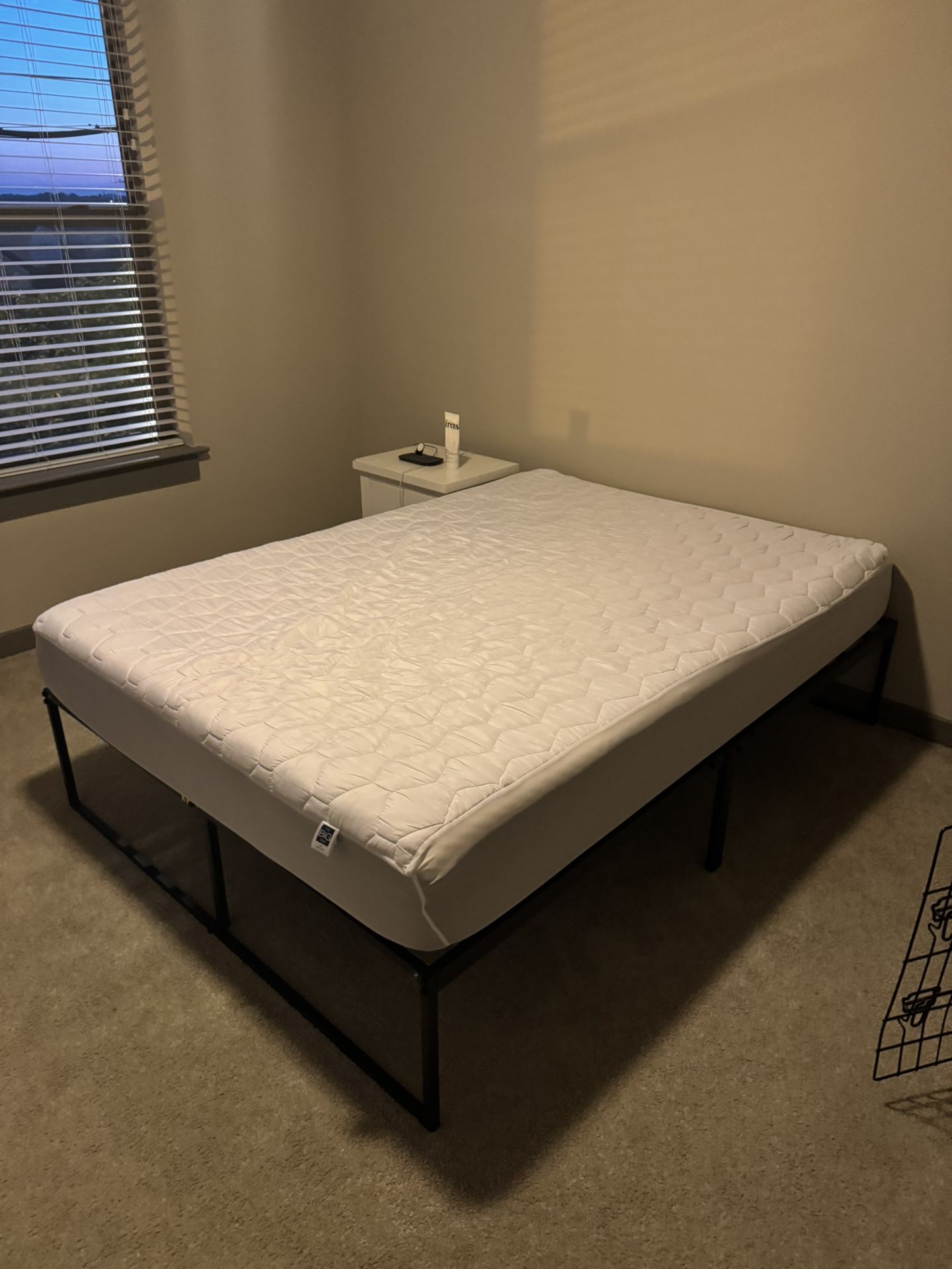 Full Mattress and Bedframe