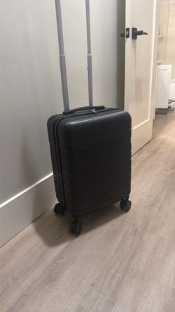 Lisbon Carry-on Luggage with Double Spinner Wheels