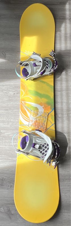 Burton Feelgood Feather 152cm wit medium Burton bindings
