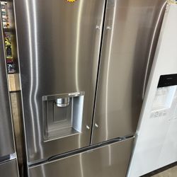 LG 24 cu. ft. Counter Depth MAX Zero Clearance 3-Door French Door Refrigerator with Craft Ice in PrintProof Stainless Steel
