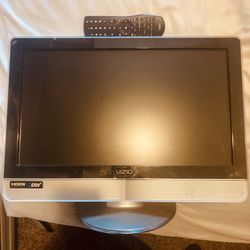 Hdmi 22 “ Monitor Visio Screen With Remote 