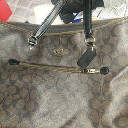 Original Coach Bag..(gotta Go Sale)