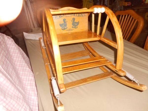 VINTAGE 1950's TEETERTOT CHILD'SROCKER