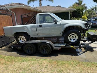 Toyota Pick Up 4 Runner 15” Wheels With New Tires