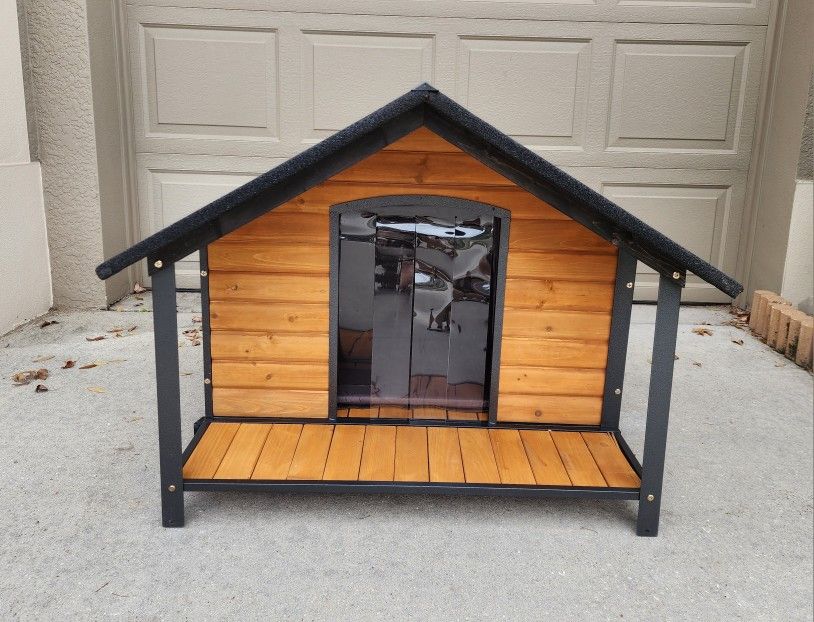 Insulated Dog House Outdoor Iron Frame Wood Construction and Weatherproof