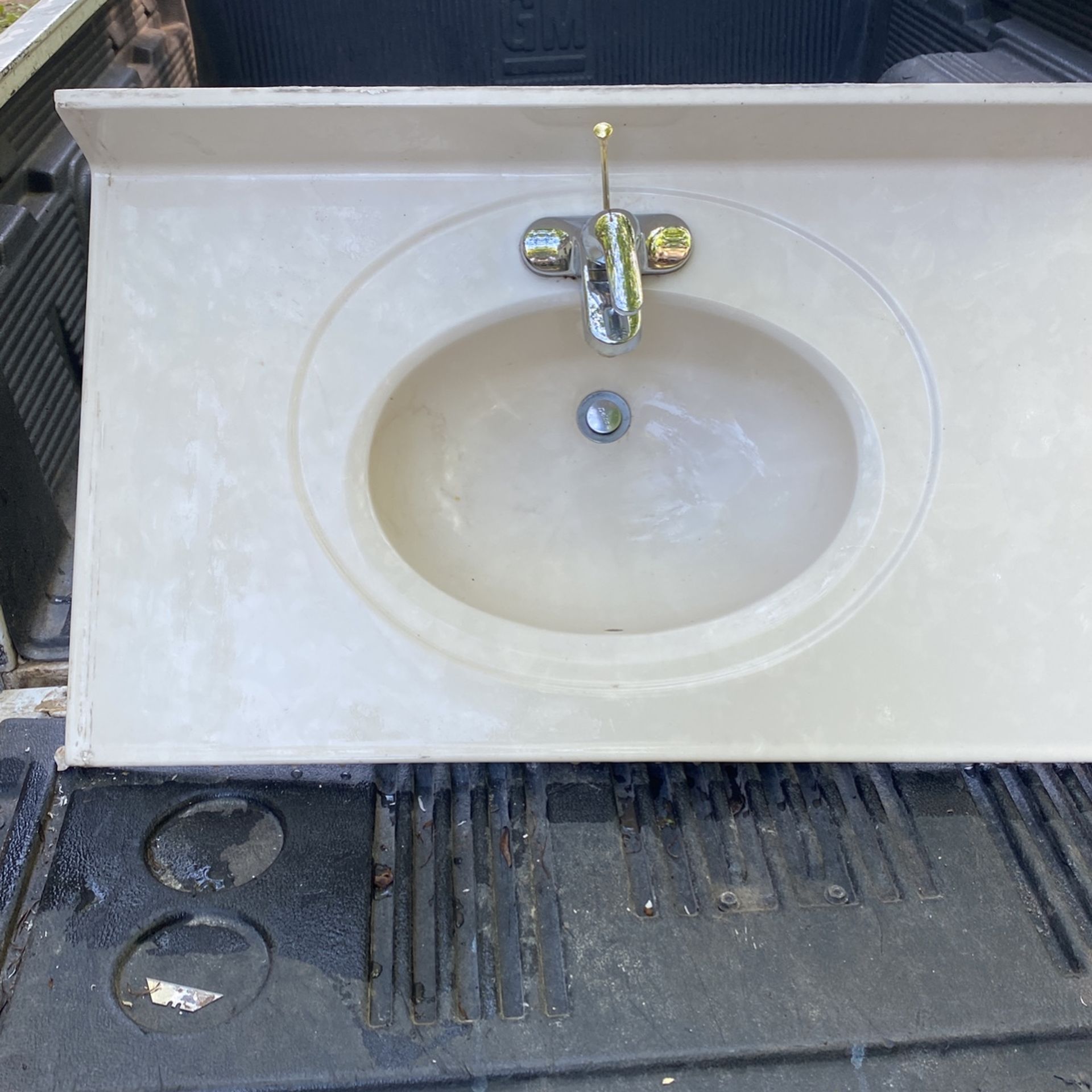 Vanity Top With Faucet - 37 Inch