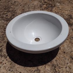 Round Bathroom Sink 