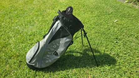 NIKE golf bag with stand