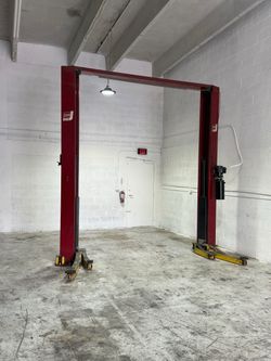 AUTO LIFTER