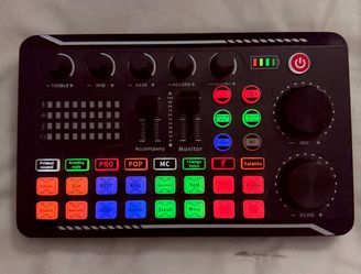 Live Sound Card Mixer with Sound Effects