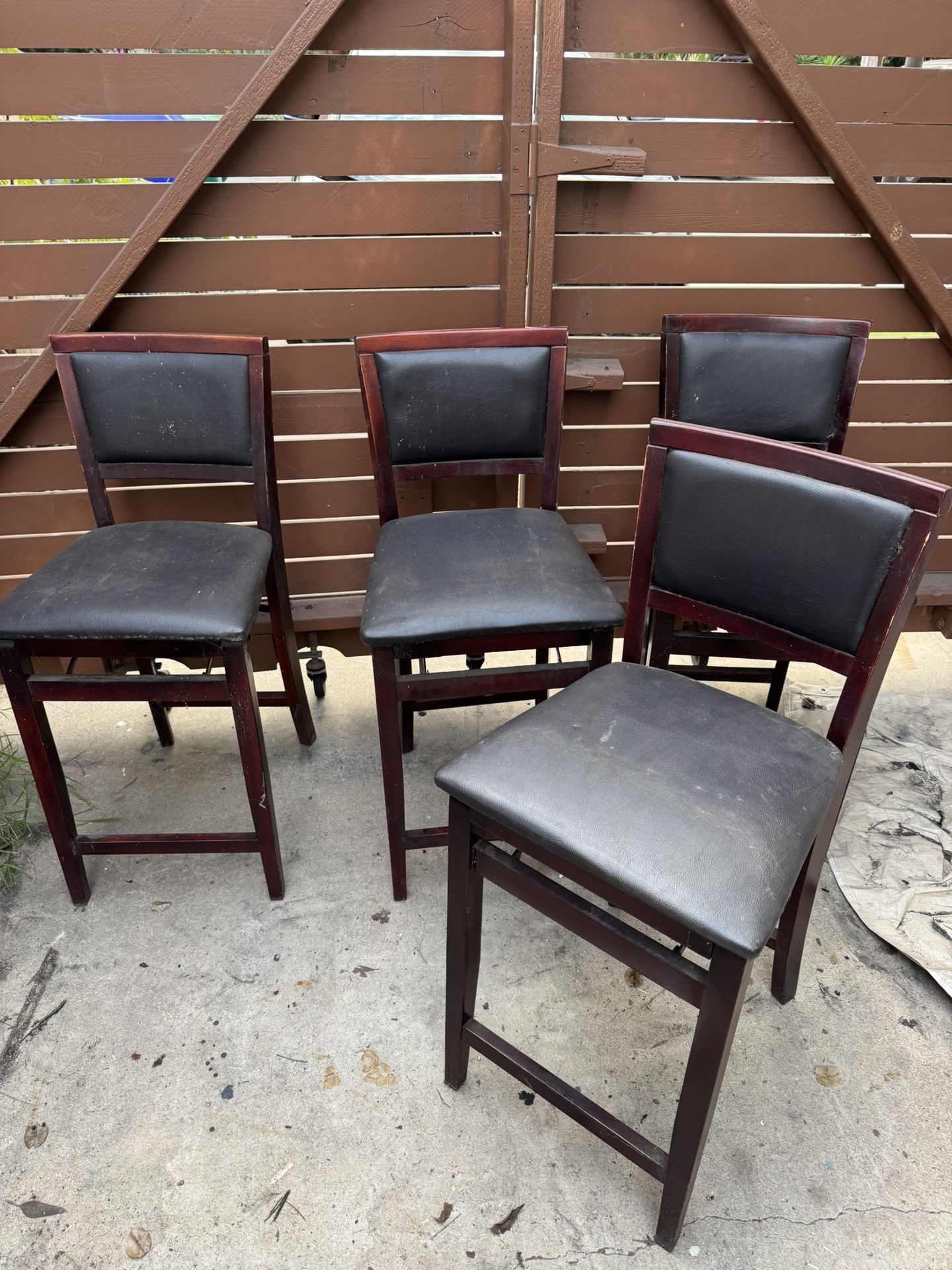 Dining Room Table And Chairs