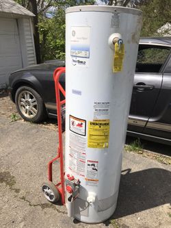 Hot water tank - 40 gallon work perfectly (delivery available)