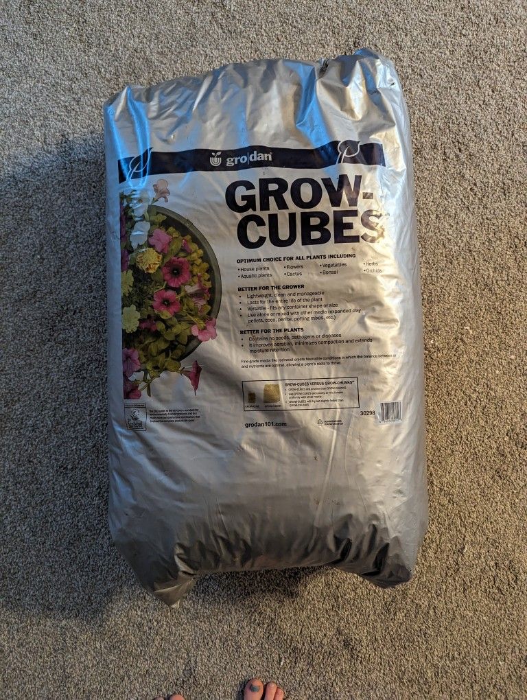 Grow Cubes