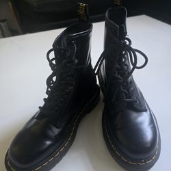Dr Martens Women's Boots 