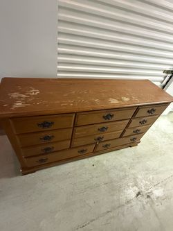 Dresser