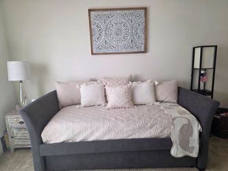 Gray Upholstered Daybed with Trundle