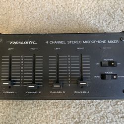 Realistic 4-channel stereo microphone mixer