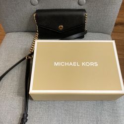 Brand New Purse Michael Kors In It’s Original Box 