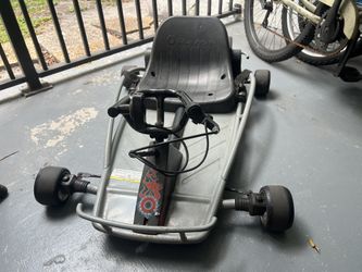 Electric Razor Cart