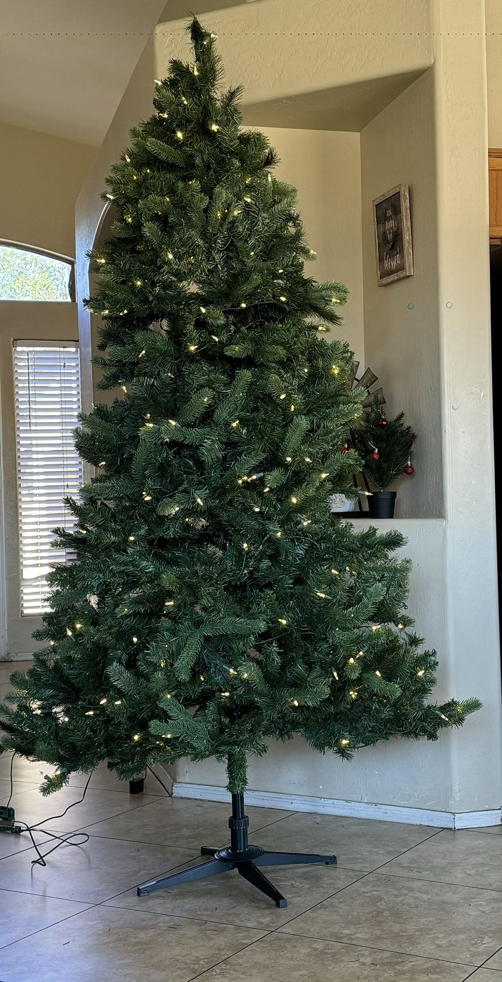 Christmas Tree 7.5 FT