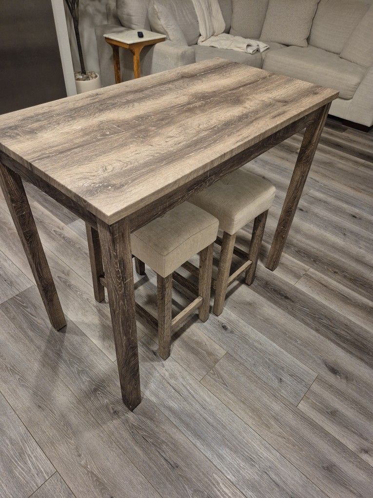 Island Table With Two Stools
