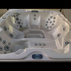 6 Person Cal Spa