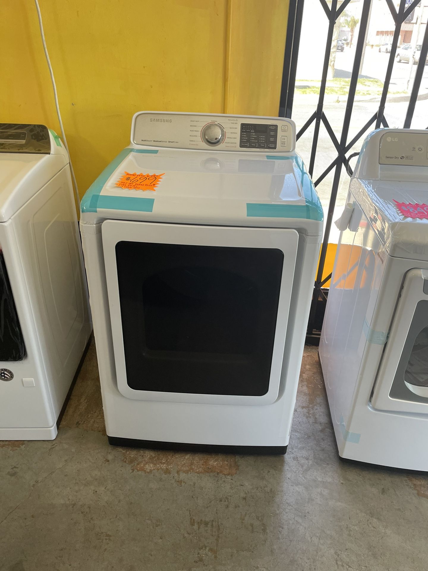 New Samsung Gas Dryer 7.4 Cubic Feet 