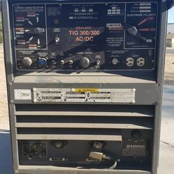 Welder Lincoln Idealarc Tig 300/300 Ac/dc