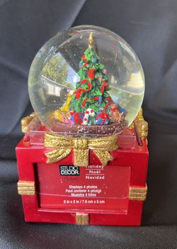 Four-Sided Picture Frame Christmas Tree Musical Water Snow Globe