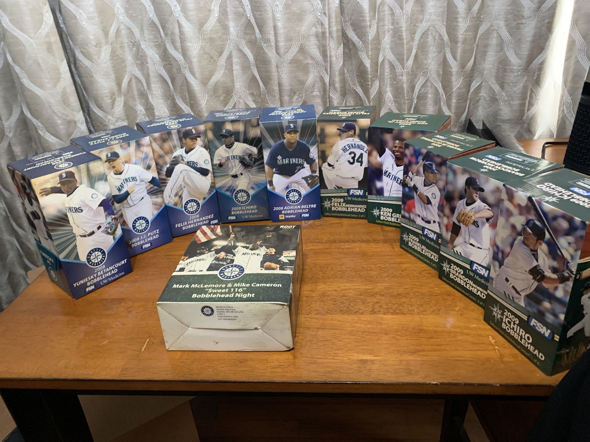 Lot Of Seattle Mariners bobbleheads 2008 & 2009 Plus One From 2011