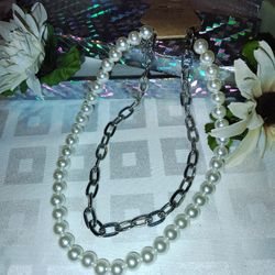 White House Black Market 2 Strand Choker Necklace Pearl w Silver Tone Link Chain