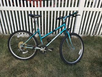 Royce Union Lady Luck Women s Mountain Bike Great Condition for Sale in Plainfield IL OfferUp