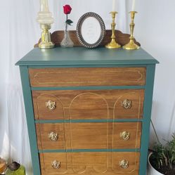 Antique 1920’s refurbished 3-drawer chest 