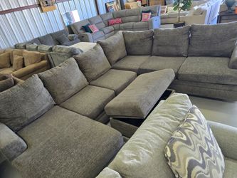 Gray U-Shaped Sectional Couch w/ Storage Ottoman β $950