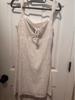 White lace dress
